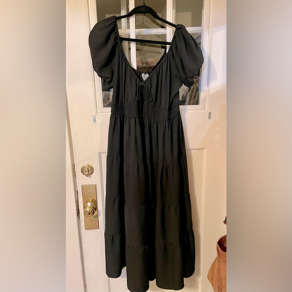 Arula Claire Midi Dress. Size A. Darling midi dress. Great with boots/wedges!